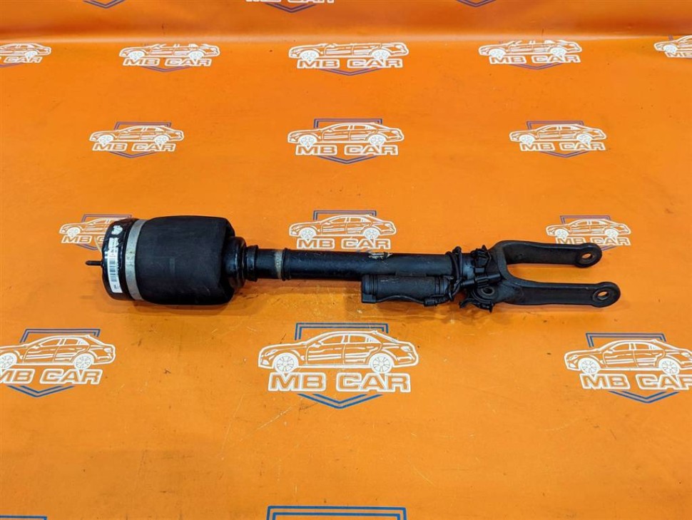 Пневмостойка передняя MERCEDES-BENZ M-класс W164 (2005 - 2008) фото 1 — Разборка Мерседес