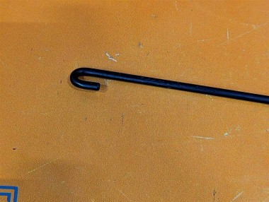 Упор капота MERCEDES-BENZ A-класс W169 (2004 - 2008) — Разборка Мерседес