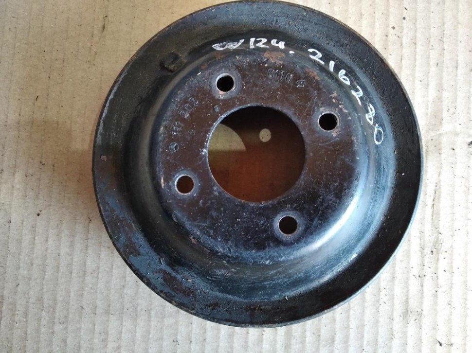 Шкив помпы MERCEDES-BENZ W124 W124/S124/C124/A124 (1984 - 1993) фото 1 — Разборка Мерседес