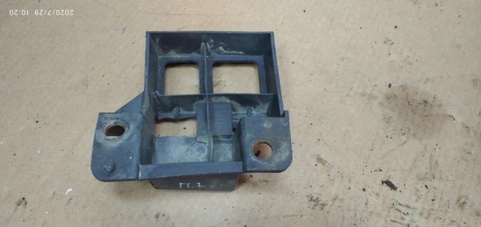 Кронштейн крепления бампера MERCEDES-BENZ Sprinter W906 (2006 - 2019) фото 1 — Разборка Мерседес