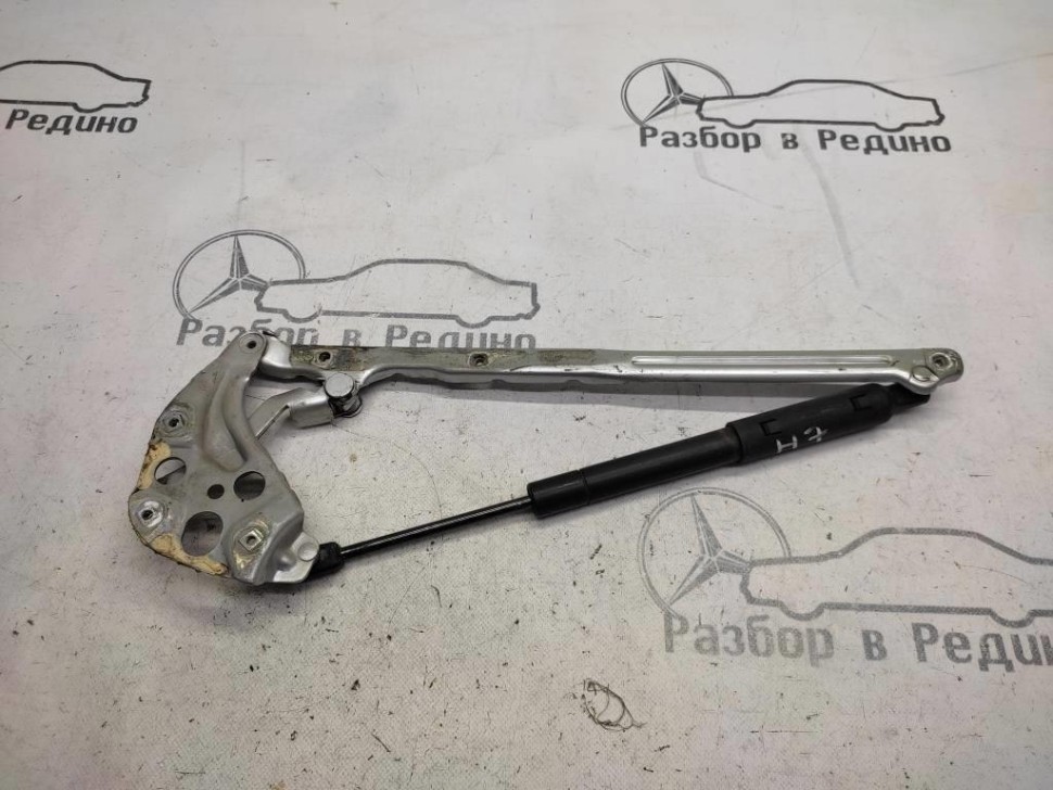 Петля капота MERCEDES-BENZ CLK-класс C208/A208 рестайлинг (1999 - 2003) фото 1 — Разборка Мерседес