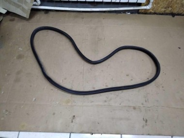 Уплотнитель дверного проема ( на кузове ) MERCEDES-BENZ CLA-класс C117/X117 (2013 - 2016) — Разборка Мерседес