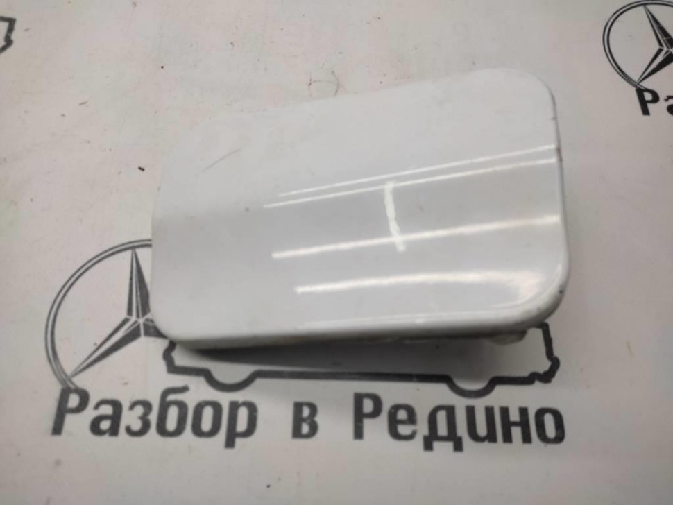 Лючок топливного бака MERCEDES-BENZ Vito W638 (1996 - 2003) фото 1 — Разборка Мерседес