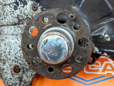 Кулак поворотный передний левый MERCEDES-BENZ E-класс W211/S211 (2002 - 2006) — Разборка Мерседес