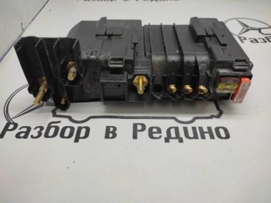 Блок предохранителей MERCEDES-BENZ S-класс W221 (2005 - 2009) — Разборка Мерседес