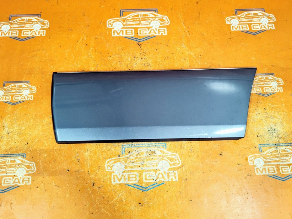 Молдинг двери MERCEDES-BENZ E-класс W124/S124/C124/A124 (1984 - 1997) фото 1 — Разборка Мерседес