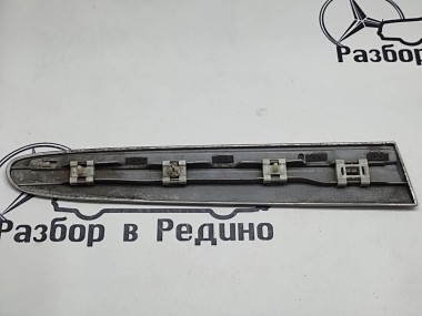 Молдинг крыла левый MERCEDES-BENZ CLK-класс C209/A209 (2002 - 2005) — Разборка Мерседес