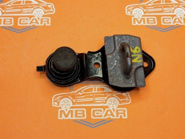 Ответная часть замка капота MERCEDES-BENZ E-класс W211/S211 (2002 - 2006) — Разборка Мерседес