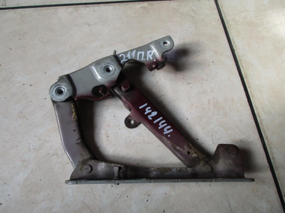 Петля капота MERCEDES-BENZ E-класс W211/S211 рестайлинг (2006 - 2009) фото 1 — Разборка Мерседес