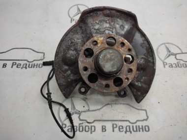 Кулак поворотный передний правый MERCEDES-BENZ VANEO W414 (2001 - 2005) — Разборка Мерседес