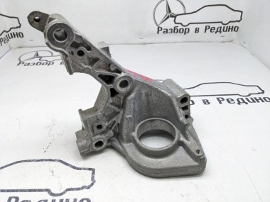 Кронштейн двигателя MERCEDES-BENZ CLA-класс C118/X118 (2019 - 2023) — Разборка Мерседес