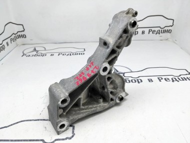 Кронштейн двигателя MERCEDES-BENZ CLA-класс C118/X118 (2019 - 2023) — Разборка Мерседес