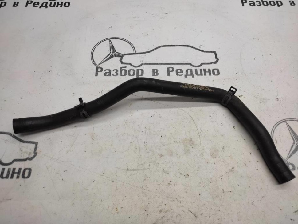 Патрубок ОЖ MERCEDES-BENZ S-класс W222/C217/A217 (2013 - 2017) фото 1 — Разборка Мерседес