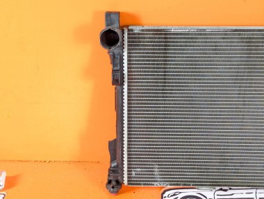 Радиатор MERCEDES-BENZ CLK-класс C209/A209 (2002 - 2005) &mdash; Разборка Мерседес