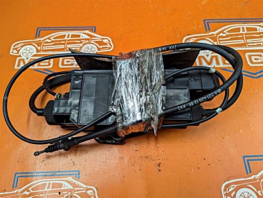 Электропривод ручника MERCEDES-BENZ S-класс W221 рестайлинг (2009 - 2013) — Разборка Мерседес