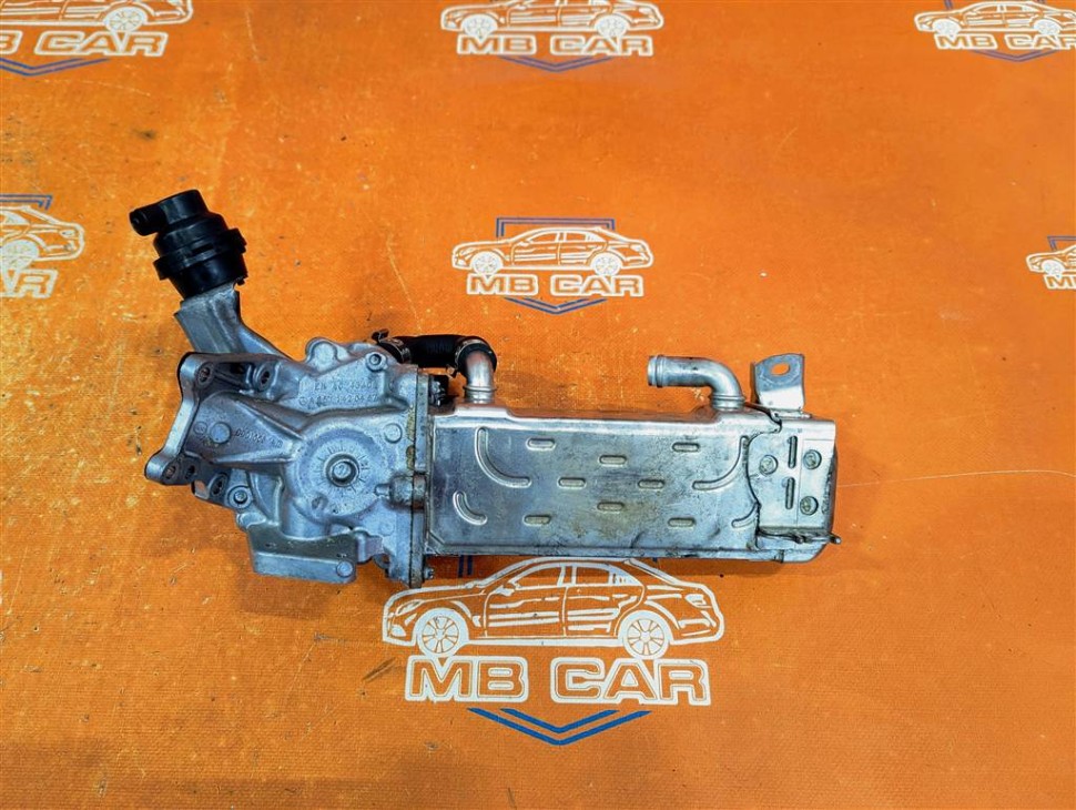 Теплообменник MERCEDES-BENZ E-класс W212/S212/C207/A207 рестайлинг (2013 - 2016) фото 1 — Разборка Мерседес