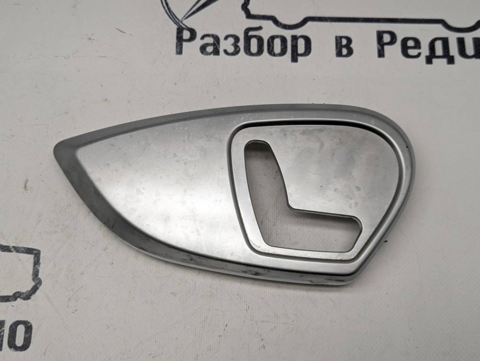 Накладка MERCEDES-BENZ ML-class w164 фото 1 — Разборка Мерседес