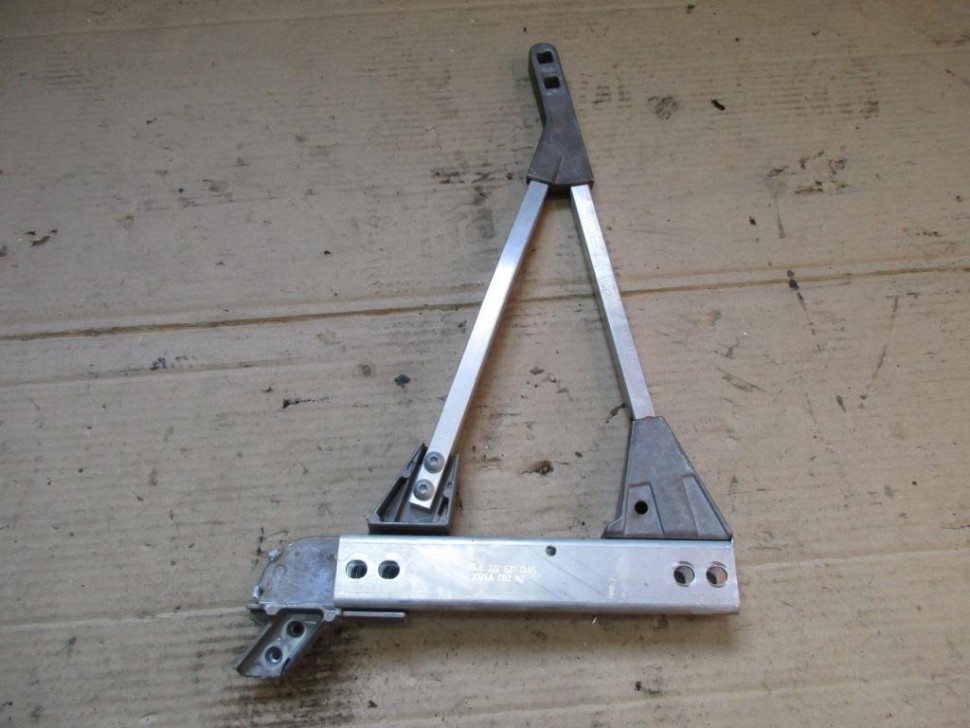 Кронштейн MERCEDES-BENZ S-класс W222/C217/A217 (2013 - 2017) фото 1 — Разборка Мерседес