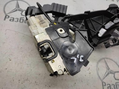 Замок двери задней левой MERCEDES-BENZ R-класс W251 (2005 - 2007) — Разборка Мерседес