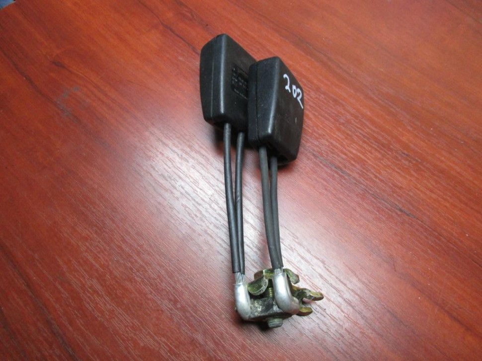 Замок ремня безопасности MERCEDES-BENZ C-класс W202/S202 (1993 - 1997) фото 1 — Разборка Мерседес