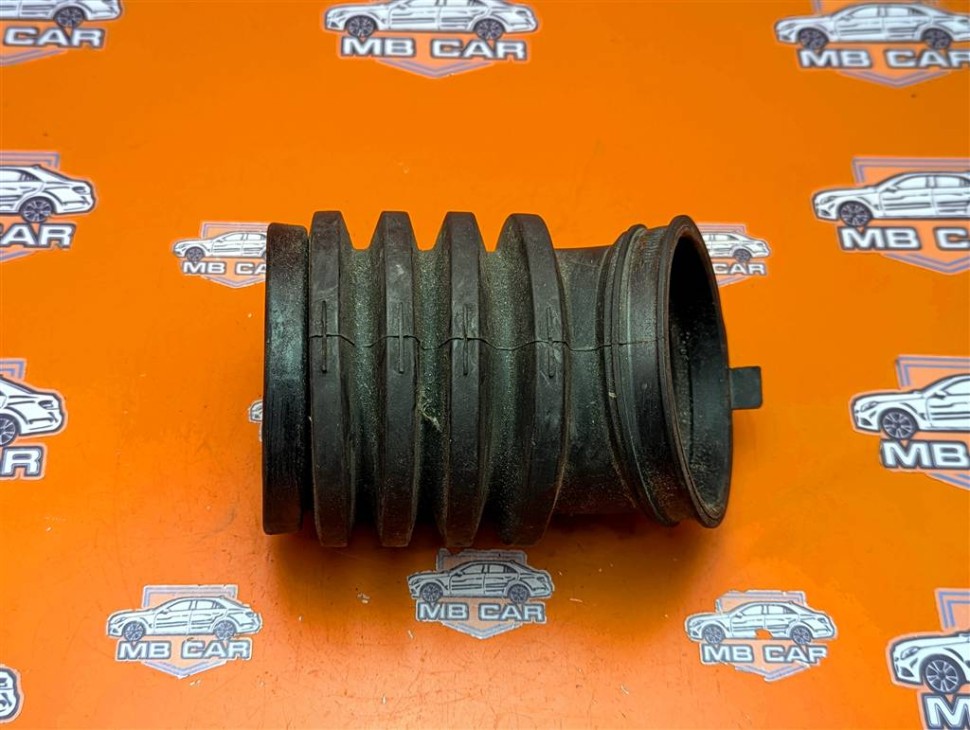 Патрубок воздушный MERCEDES-BENZ M-класс W163 (1997 - 2001) фото 1 — Разборка Мерседес