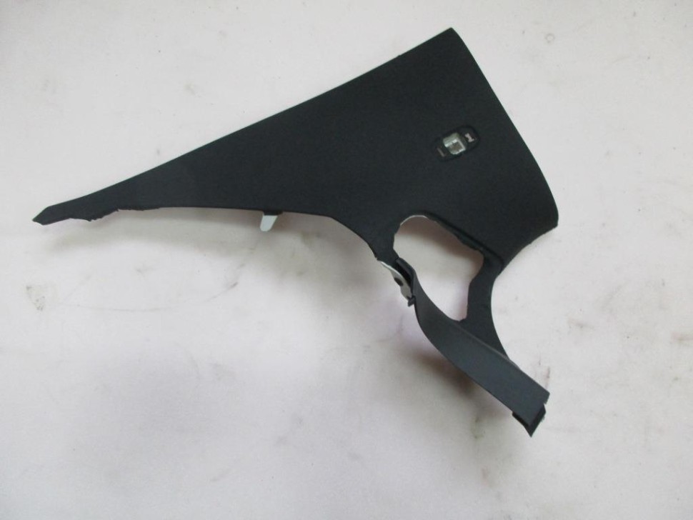 Накладка задней стойки MERCEDES-BENZ E-класс W212/S212/C207/A207 рестайлинг (2013 - 2016) фото 1 — Разборка Мерседес