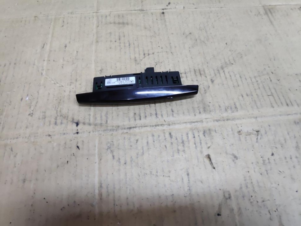 Индикатор парктроника MERCEDES-BENZ E-класс W212/S212/C207/A207 рестайлинг (2013 - 2016) фото 1 — Разборка Мерседес