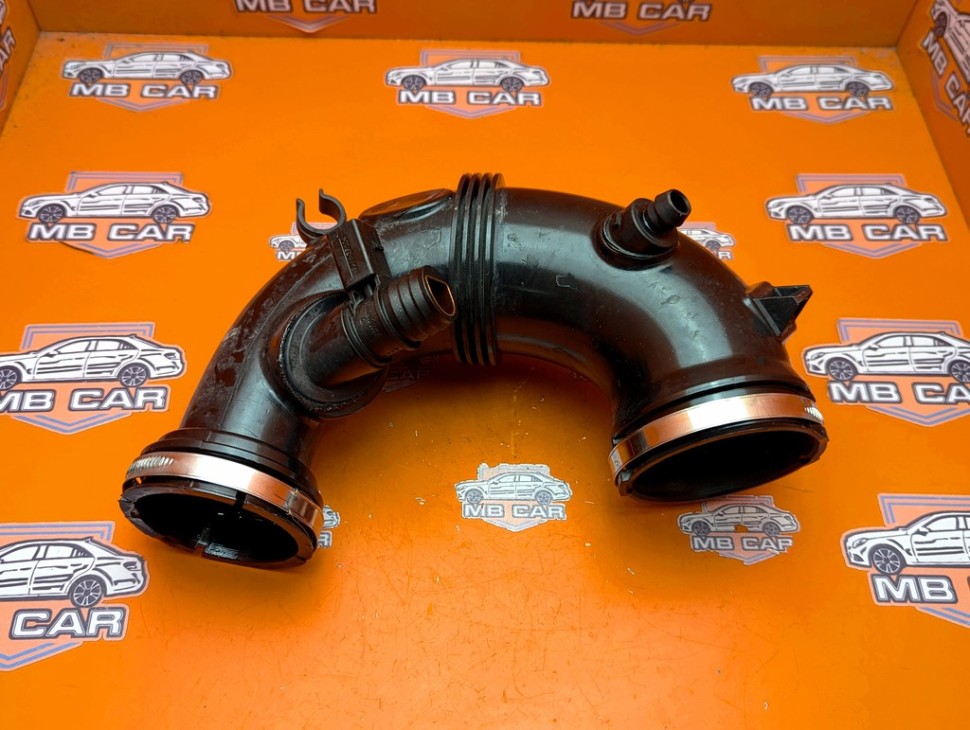 Патрубок воздушный MERCEDES-BENZ E-класс W213/S213/C238/A238 (2016 - 2021) фото 1 — Разборка Мерседес