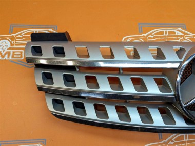 Решетка радиатора MERCEDES-BENZ M-класс W164 (2005 - 2008) — Разборка Мерседес