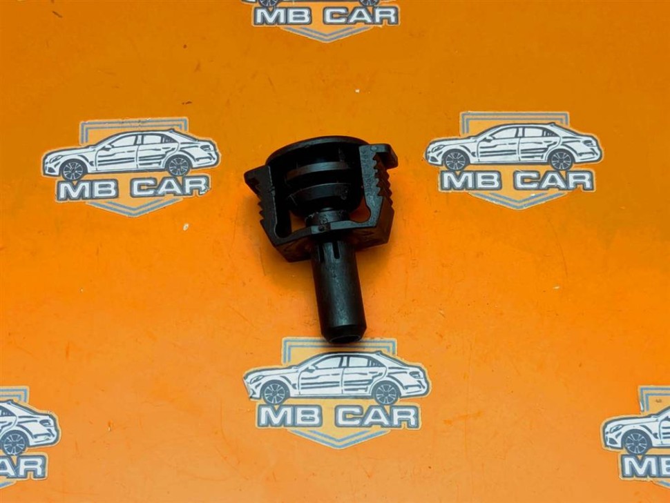 Клипса радиатора MERCEDES-BENZ C-класс W203/S203/CL203 (2000 - 2004) фото 1 — Разборка Мерседес