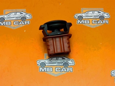 Клипса радиатора MERCEDES-BENZ E-класс W211/S211 (2002 - 2006) — Разборка Мерседес