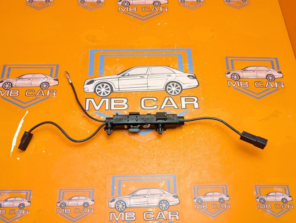 Антенна MERCEDES-BENZ M-класс W163 рестайлинг (2001 - 2005) фото 1 &mdash; Разборка Мерседес