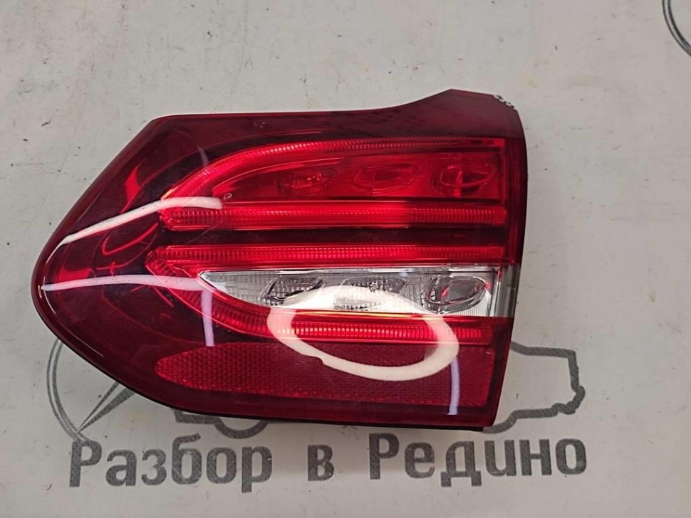 Фонарь крышки багажника MERCEDES-BENZ C-класс W205/S205/C205/A205 (2014 - 2018) фото 1 — Разборка Мерседес