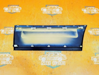 Молдинг двери MERCEDES-BENZ E-класс W124/S124/C124/A124 (1984 - 1997) — Разборка Мерседес