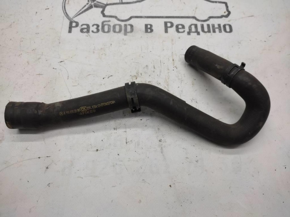 Патрубок ОЖ MERCEDES-BENZ VANEO W414 (2001 - 2005) фото 1 — Разборка Мерседес