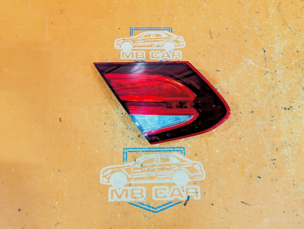 Фонарь крышки багажника MERCEDES-BENZ C-класс W205/S205/C205/A205 (2014 - 2018) фото 1 — Разборка Мерседес