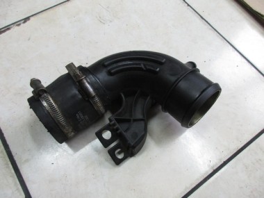 Патрубок интеркулера MERCEDES-BENZ M-класс W163 рестайлинг (2001 - 2005) — Разборка Мерседес