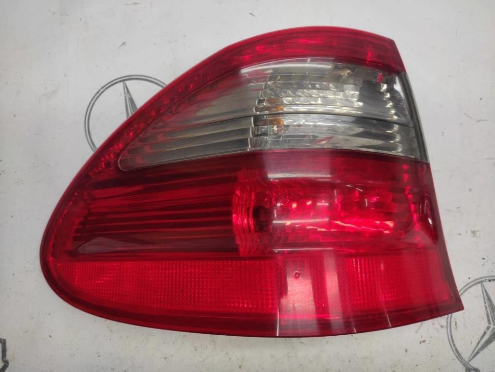 Фонарь задний левый MERCEDES-BENZ E-класс W211/S211 рестайлинг (2006 - 2009) фото 1 &mdash; Разборка Мерседес