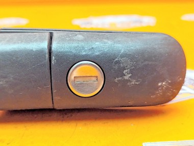 Ручка двери наружняя MERCEDES-BENZ Vito W638 (1996 - 2003) — Разборка Мерседес