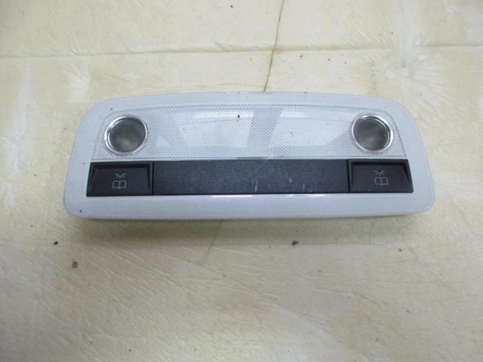 Плафон салона MERCEDES-BENZ C-класс W204/S204 (2006 - 2011) фото 1 — Разборка Мерседес