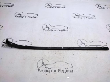 Молдинг лобового стекла MERCEDES-BENZ M-класс W166 (2011 - 2015) — Разборка Мерседес