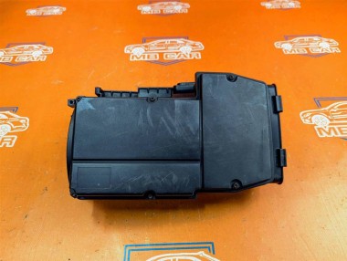 Корпус воздушного фильтра MERCEDES-BENZ E-класс W211/S211 (2002 - 2006) — Разборка Мерседес