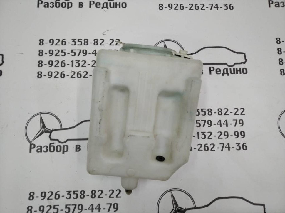 Бачок омывателя MERCEDES-BENZ E-класс W210/S210 (1995 - 1999) фото 1 &mdash; Разборка Мерседес