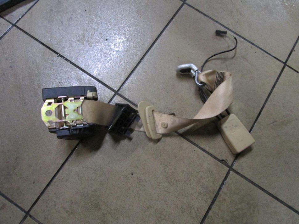 Ремень безопасности задний центральный MERCEDES-BENZ S-класс W220 рестайлинг (2002 - 2005) фото 1 — Разборка Мерседес