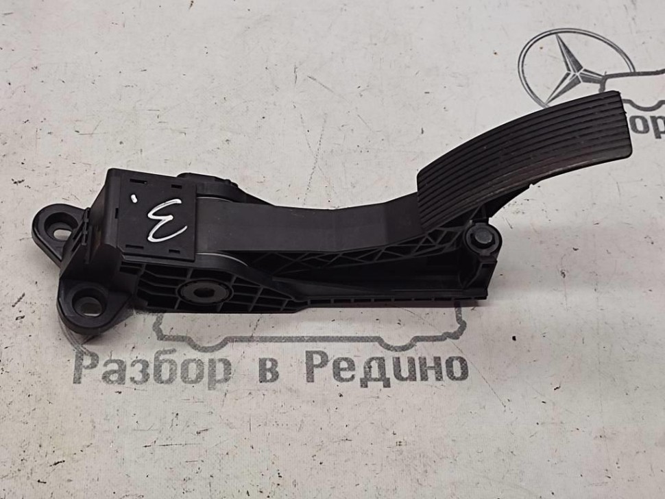 Педаль газа электронная MERCEDES-BENZ R-класс W251 (2005 - 2007) фото 1 — Разборка Мерседес