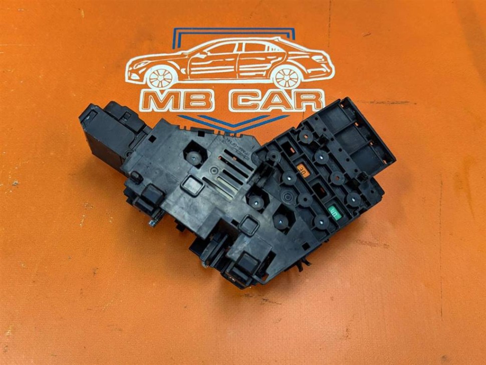 Блок предохранителей MERCEDES-BENZ GLE-класс AMG W166 (2015 - 2019) фото 1 — Разборка Мерседес