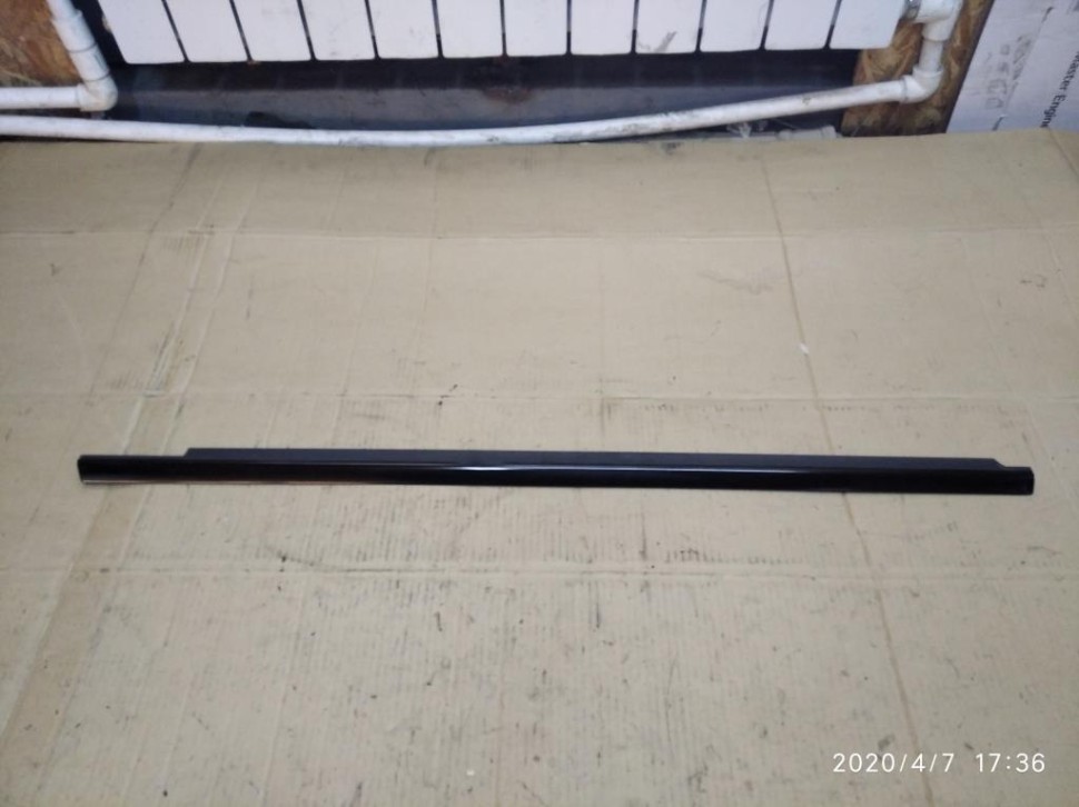 Молдинг стекла двери MERCEDES-BENZ GLE-класс W166 (2015 - 2018) фото 1 — Разборка Мерседес