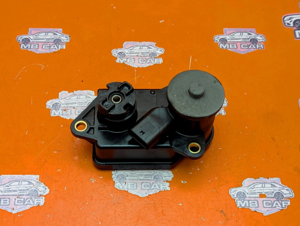 Сервопривод заслонок MERCEDES-BENZ C-класс W204/S204 (2006 - 2011) фото 1 &mdash; Разборка Мерседес