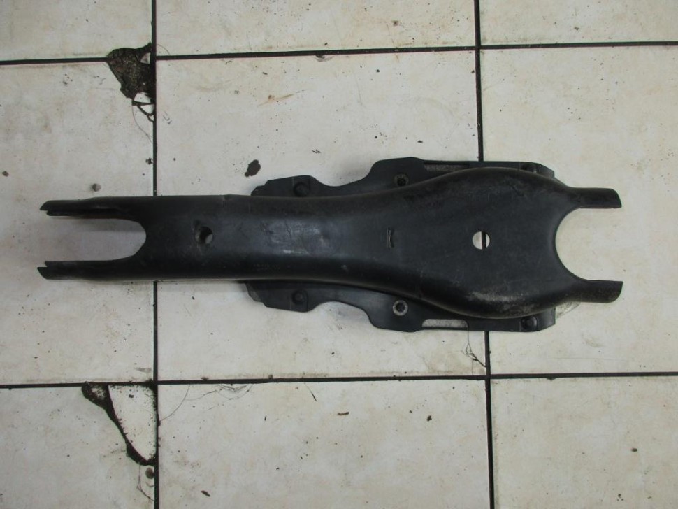 Рычаг задней стойки (лодка) MERCEDES-BENZ S-класс W220 (1998 - 2005) фото 1 — Разборка Мерседес