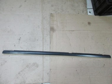 Молдинг стекла двери MERCEDES-BENZ C-класс W203/S203/CL203 рестайлинг (2004 - 2008) — Разборка Мерседес